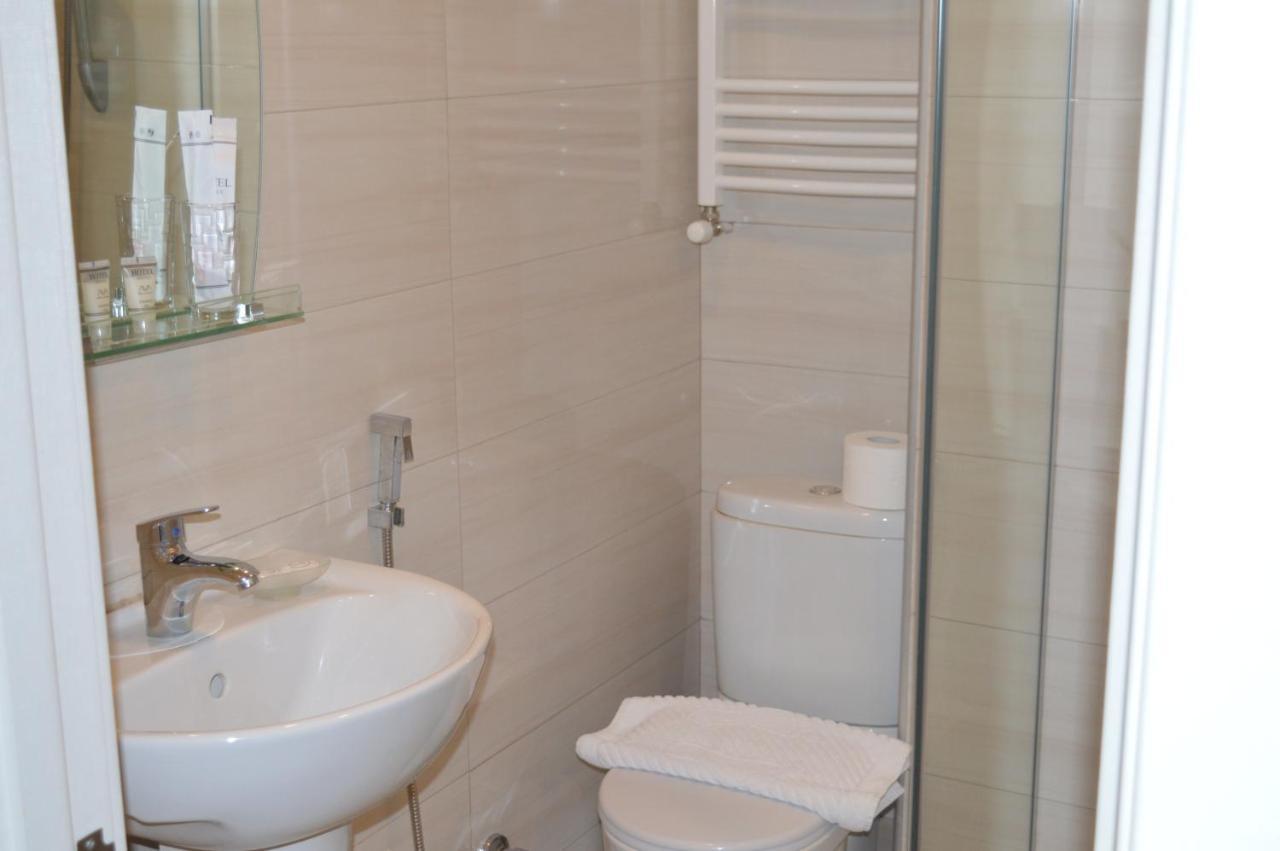Amadeus Hotel Tbilisi Zewnętrze zdjęcie