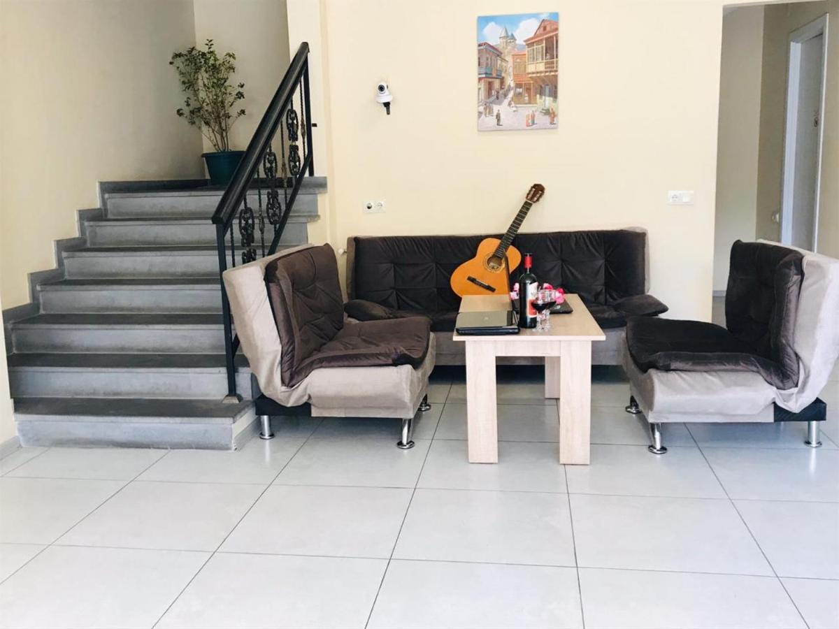 Amadeus Hotel Tbilisi Zewnętrze zdjęcie
